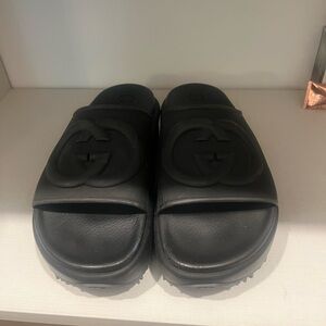 Platform Gucci slides